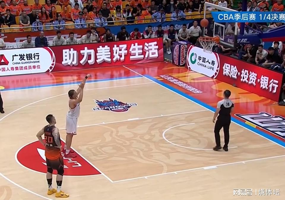 CBA四强定1席！广东拒绝被4杀淘汰，上海赛季5杀山东率先晋级